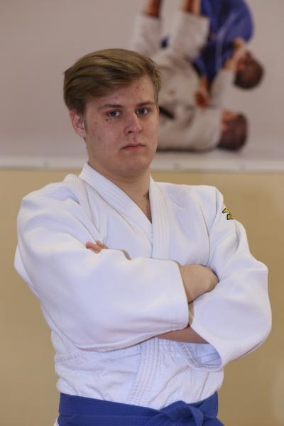Сверчков Михаил